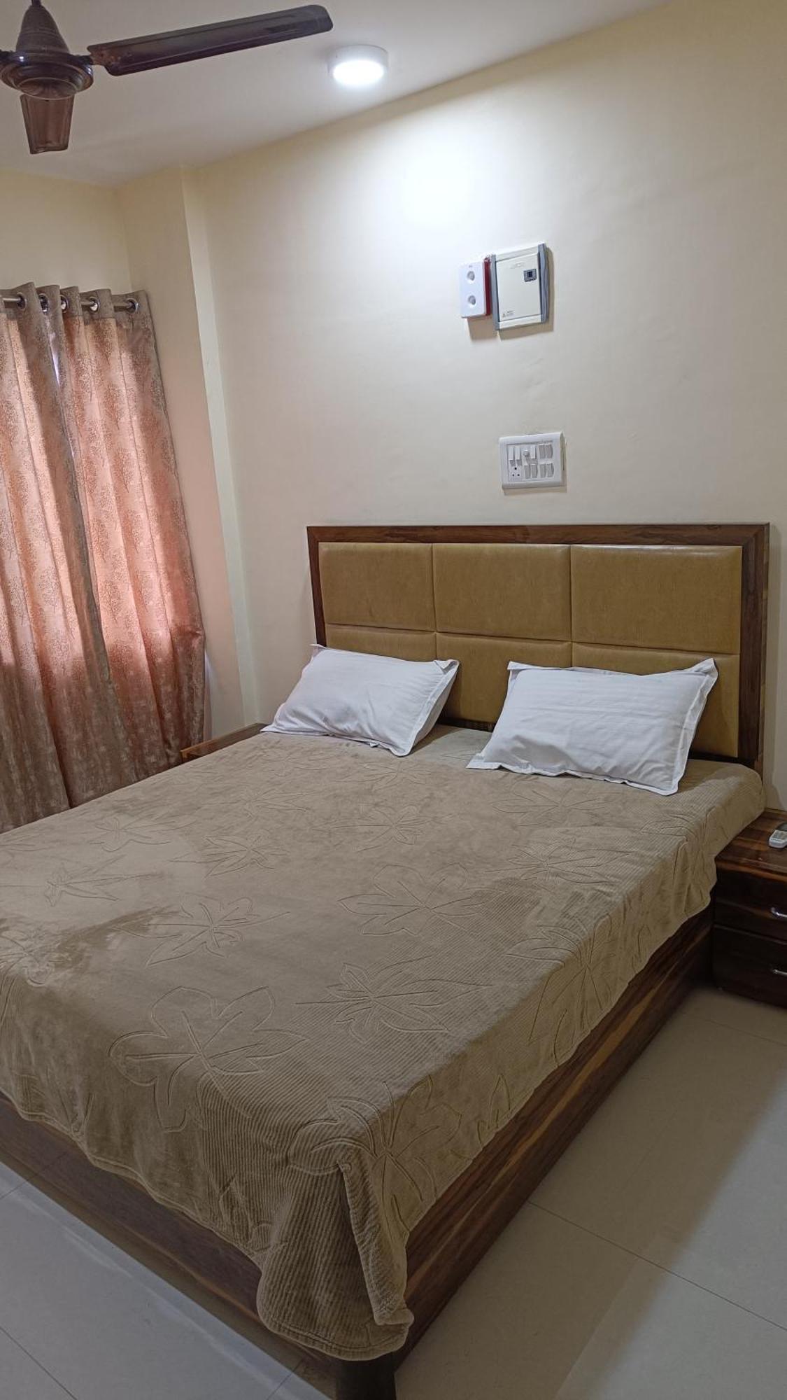 Divine Residency Hotel Navi Mumbai Ngoại thất bức ảnh